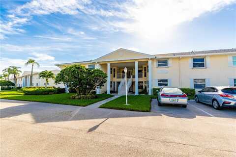 500 Grove Isle Circle, Vero Beach, FL 32962