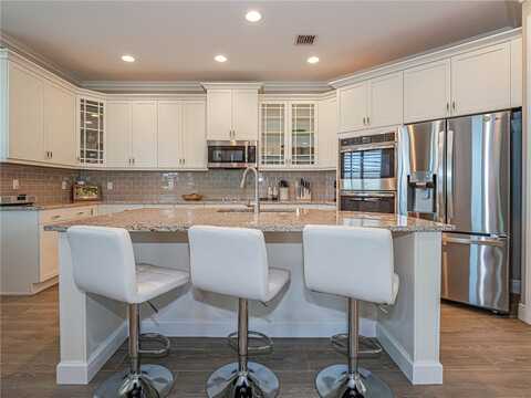 4836 Four Lakes Circle SW, Vero Beach, FL 32968