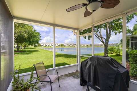 9926 E Villa Circle, Vero Beach, FL 32966