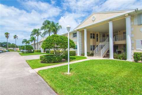 540 Grove Isle Circle, Vero Beach, FL 32962