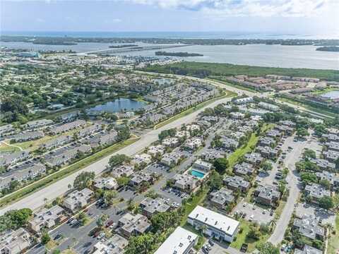 1166 6th Avenue, Vero Beach, FL 32960