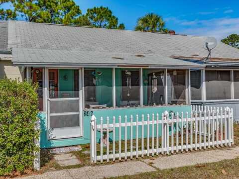 24-5 E Pine St, Lanark Village, FL 32323