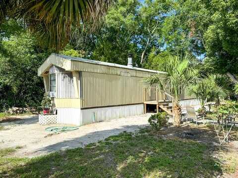 401 NW Ave D, Carrabelle, FL 32322