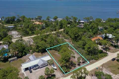 989 W Bay Shore Dr, St. George Island, FL 32328