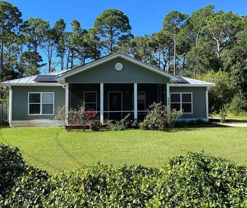 246 15th St, Apalachicola, FL 32320