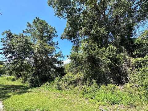 2530 Oleander Ter, Lanark Village, FL 32323