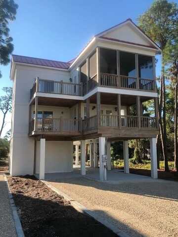 2239 Bayside Dr, St. George Island, FL 32328