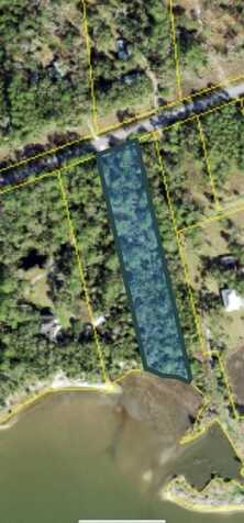 2524 CR 30-A, Apalachicola, FL 32320