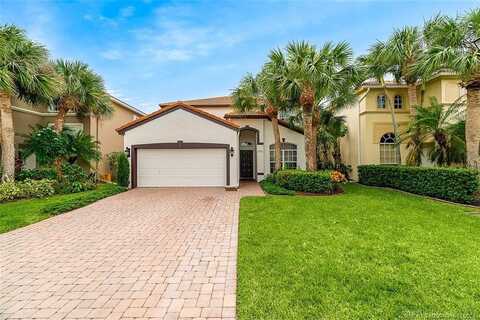 3596 NW Deer Oak Drive, Jensen Beach, FL 34957