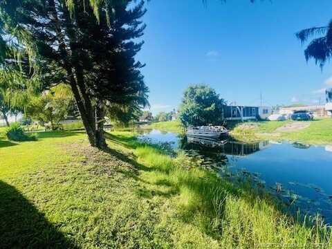 1260 6th Street, Okeechobee, FL 34974