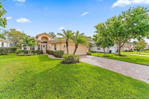 7665 Greenbrier Circle, Port Saint Lucie, FL 34986