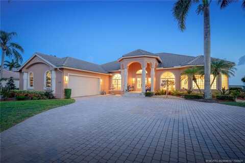 1556 SE Ballantrae Ct, Port Saint Lucie, FL 34952