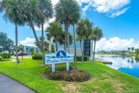 40 NE Plantation Road, Stuart, FL 34996