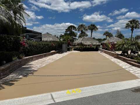 440 NW Sandtrap Lane, Port Saint Lucie, FL 34986