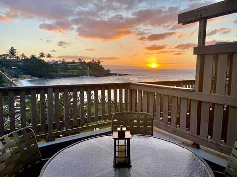 4909 Lower Honoapiilani Rd, Lahaina, HI 96761