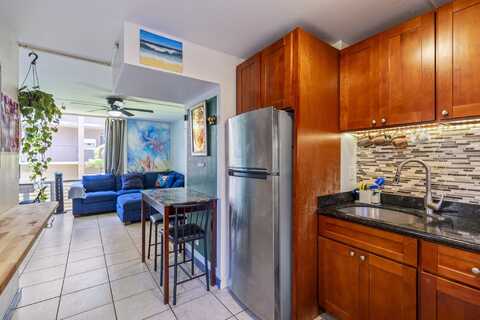 3676 Lower Honoapiilani Rd, Lahaina, HI 96761