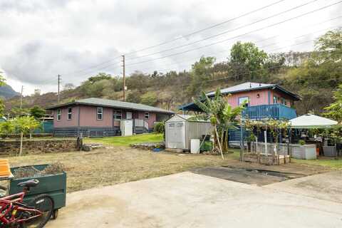 2047 Mokuhau Rd, Wailuku, HI 96793