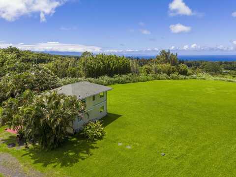 654 Kaupakalua Rd, Haiku, HI 96768