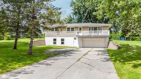 1030 E EDGEWOOD Drive, APPLETON, WI 54913