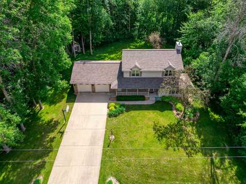 2462 WOODINGTON Way, SUAMICO, WI 54173