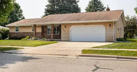 707 MEADOW Lane, KAUKAUNA, WI 54130