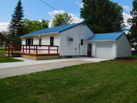 207 E WALL Street, BOWLER, WI 54416