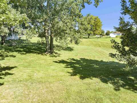 PINECREST Road, HOWARD, WI 54313