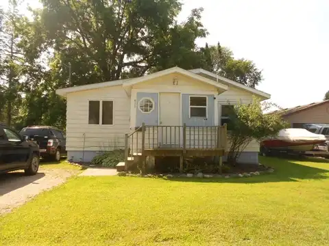 622 E SCHURZ Street, SHAWANO, WI 54166