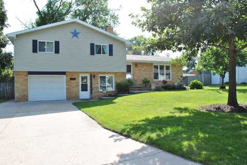 230 SIMONET Street, GREEN BAY, WI 54301