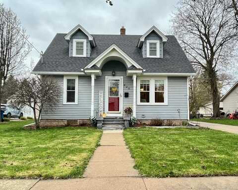 820 LINCOLN Street, MENASHA, WI 54952