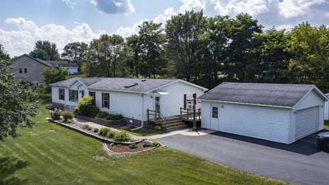 N2593 BRITTANY Lane, WAUPACA, WI 54981