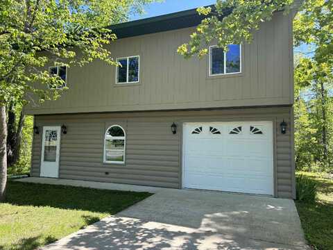 12592 WAUPEE RIVER Drive, SURING, WI 54174