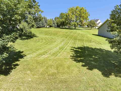 PINECREST Road, HOWARD, WI 54313