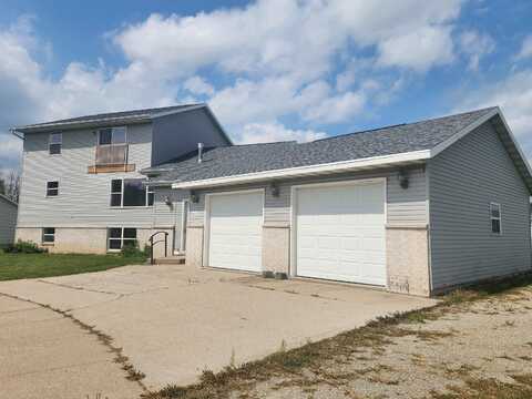 1027 MAPLE VISTA Court, SEYMOUR, WI 54165