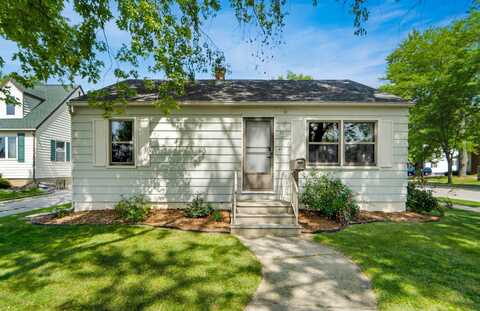 487 4TH Street, FOND DU LAC, WI 54935