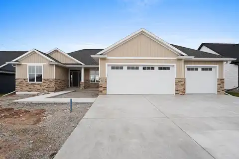 325 RIVERS EDGE Drive, KIMBERLY, WI 54136