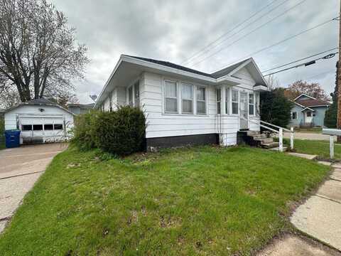 105 LINCOLN Avenue, CLINTONVILLE, WI 54929