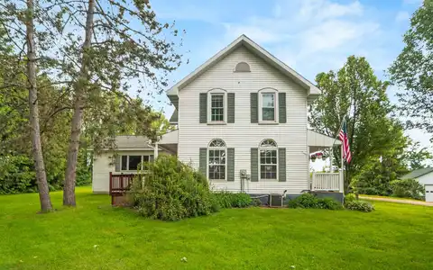 E8458 BEAR CREEK Road, CLINTONVILLE, WI 54929