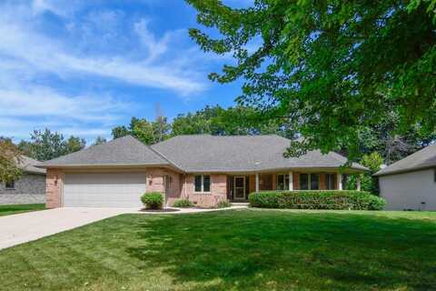 2543 SAGE Drive, GREEN BAY, WI 54302