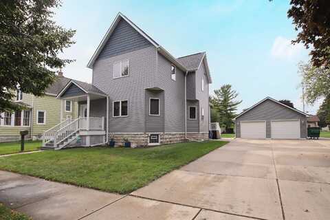 617 ILLINOIS Avenue, NORTH FOND DU LAC, WI 54937