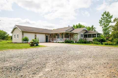 N50445 S 3rd Street, Eleva, WI 54738