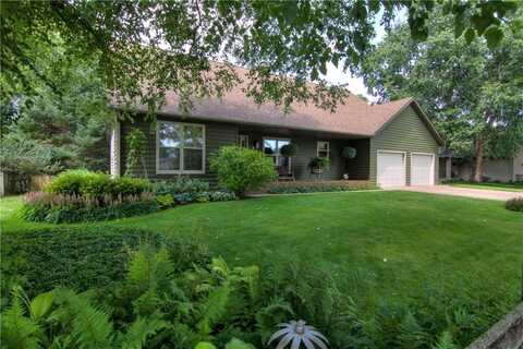 3532 W Parkside Circle, Eau Claire, WI 54701