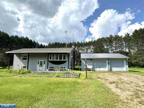 8115 Long Lake Rd, Eveleth, MN 55734