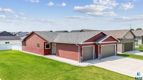 5509 E Revere Dr, Sioux Falls, SD 57110