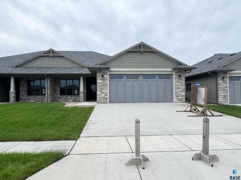 7101 E Copper Stone Cir, Sioux Falls, SD 57110