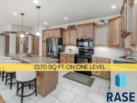 6106 S Avalon Ave, Sioux Falls, SD 57108