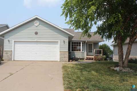 7120 W 51st St, Sioux Falls, SD 57106