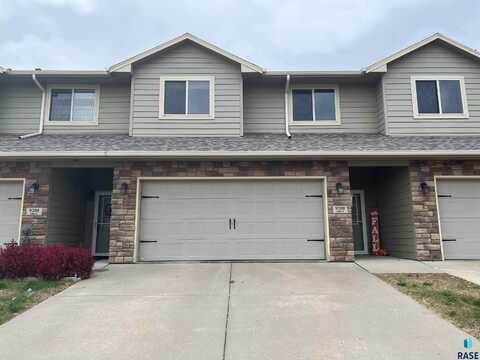 9208 W Norma Trl, Sioux Falls, SD 57106