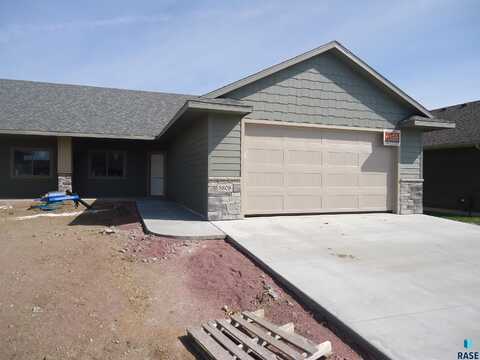 3808 E Vendavel St, Sioux Falls, SD 57108