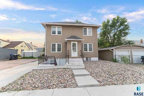 109 N Wayland Ave, Sioux Falls, SD 57103